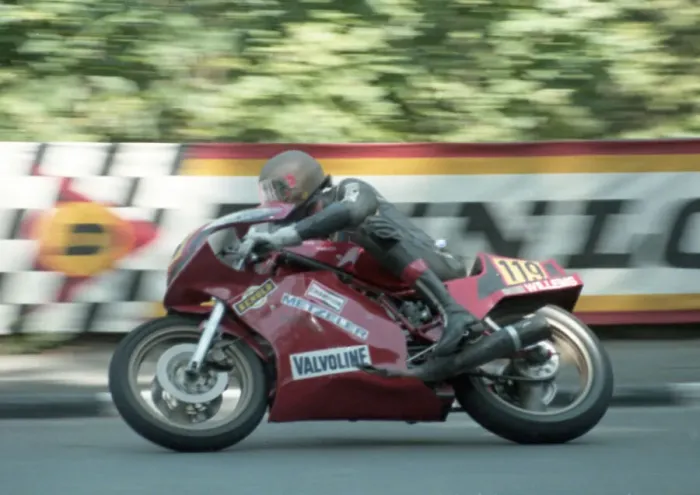 Framed Print : Frank Willems (Ducati) 1985 Senior TT Framed Print : Frank Willems (Ducati) 1985 Senior TT