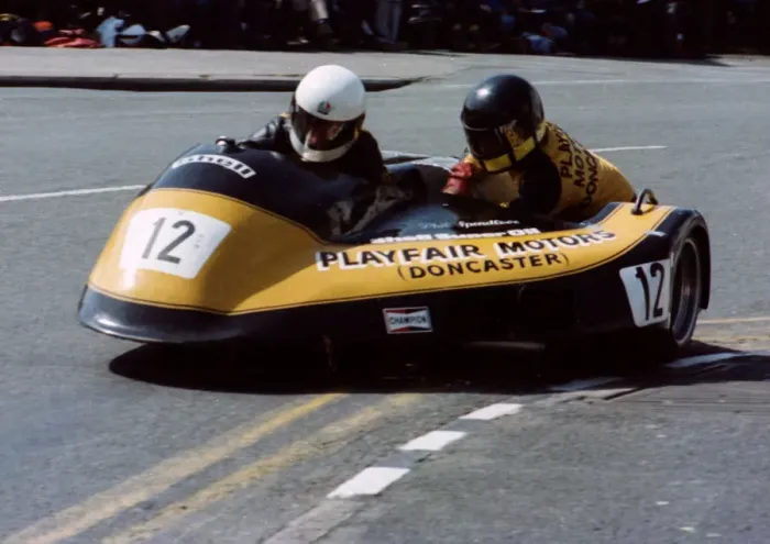 Framed Print : Frank Wrathall & Phil Spendlove (Yamaha) 1981 Sidecar TT Framed Print : Frank Wrathall & Phil Spendlove (Yamaha) 1981 Sidecar TT