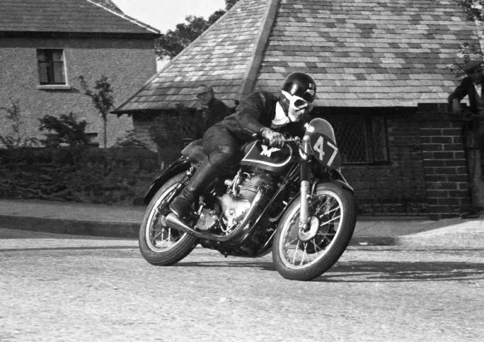 Framed Print : Fred Cook (Matchless) 1955 Senior TT Framed Print : Fred Cook (Matchless) 1955 Senior TT