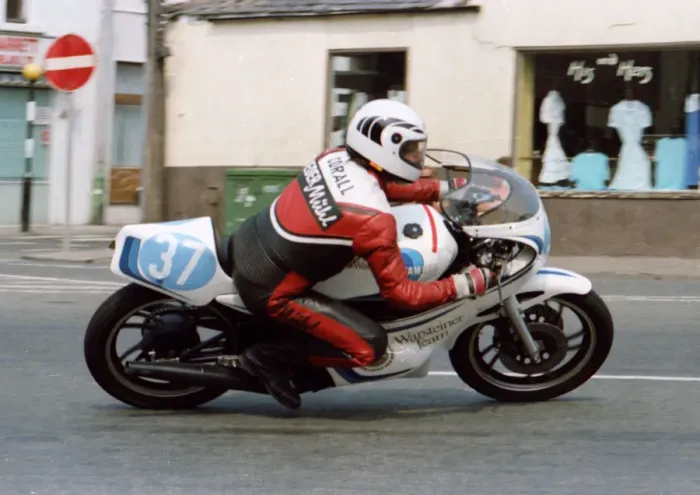 Framed Print : Fred Corall (Yamaha) 1982 Formula Two TT Framed Print : Fred Corall (Yamaha) 1982 Formula Two TT