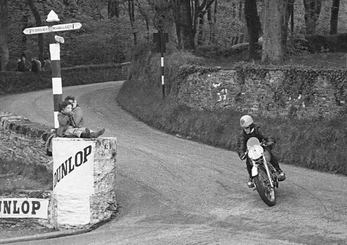 Framed Print : Fred Hilditch (Douglas) 1951 Junior Clubman TT Framed Print : Fred Hilditch (Douglas) 1951 Junior Clubman TT