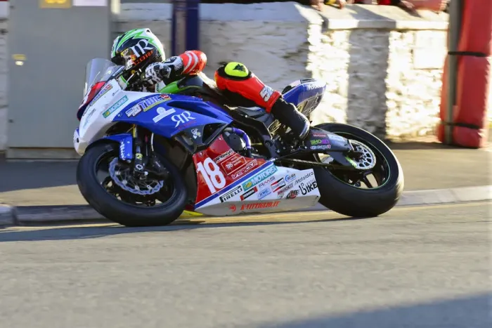 Framed Print : Fredric Besnard (Kawasaki) 2014 Newcomers A Manx Grand Prix Framed Print : Fredric Besnard (Kawasaki) 2014 Newcomers A Manx Grand Prix