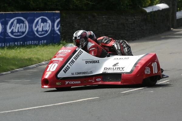 Gary Bryan & Gary Partridge (Baker Honda) 2010 Sidecar TT