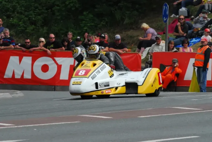 Framed Print : Gary Bryan & Jamie Winn (Baker Honda) 2016 Sidecar 2 TT Framed Print : Gary Bryan & Jamie Winn (Baker Honda) 2016 Sidecar 2 TT