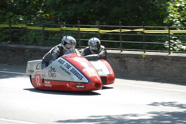 Gary Bryan & Robert Bell (Baker Yamaha) 2008 Sidecar TT