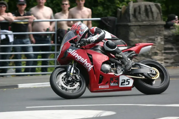 Framed Print : Gary Carswell (Honda) 2011 Superbike TT Framed Print : Gary Carswell (Honda) 2011 Superbike TT