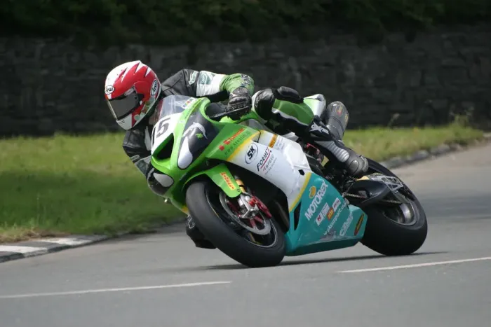 Framed Print : Gary Carswell (Kawasaki) 2007 Superbike TT Framed Print : Gary Carswell (Kawasaki) 2007 Superbike TT