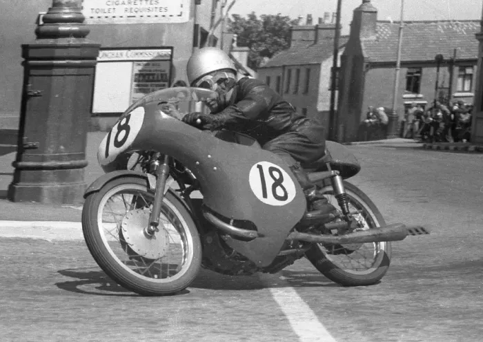 Framed Print : Gary Dickinson (MV) 1959 Ultra Lightweight TT