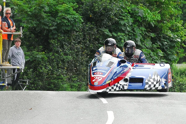 Gary Gibson & Daryl Gibson (Shelbourne Suzuki) 2018 Sidecar TT