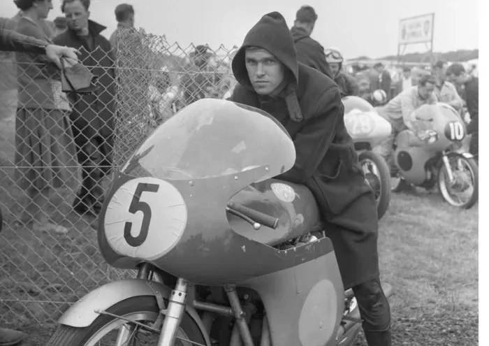Framed Print : Gary Hocking (MV) 1961 Senior TT