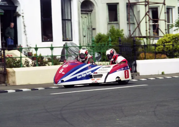 Framed Print : Gary Horspole & Kevin Leigh (Honda) 2000 Sidecar TT Framed Print : Gary Horspole & Kevin Leigh (Honda) 2000 Sidecar TT