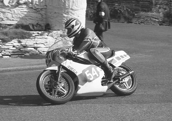 Gary Jamison (Yamaha) 1986 Newcomers Manx Grand Prix