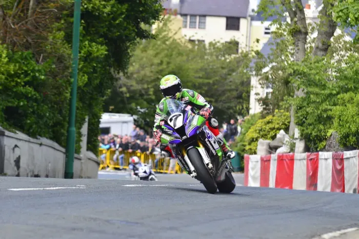 Framed Print : Gary Johnson (Kawasaki) 2015 Superbike TT Framed Print : Gary Johnson (Kawasaki) 2015 Superbike TT