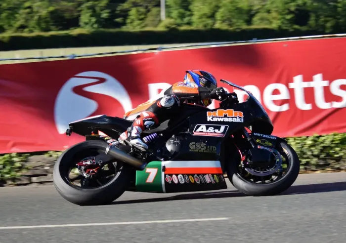 Framed Print : Gary Johnson (Kawasaki) 2019 Lightweight TT Framed Print : Gary Johnson (Kawasaki) 2019 Lightweight TT