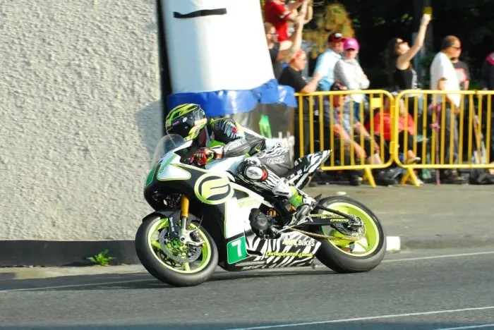 Framed Print : Gary Johnson (WK) 2016 Lightweight TT Framed Print : Gary Johnson (WK) 2016 Lightweight TT