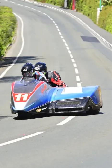 Framed Print : Gary Knight & Jason Crowe (DMR Kawasaki) 2015 Sidecar TT Framed Print : Gary Knight & Jason Crowe (DMR Kawasaki) 2015 Sidecar TT