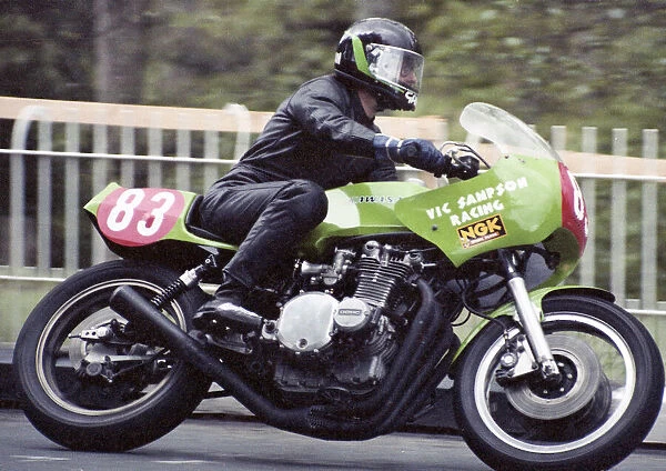 Gary Lauchlan (Kawasaki) 1980 Formula One TT