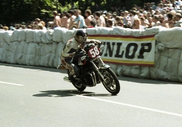 Gary Radcliffe (Yamaha) 1984 Production TT