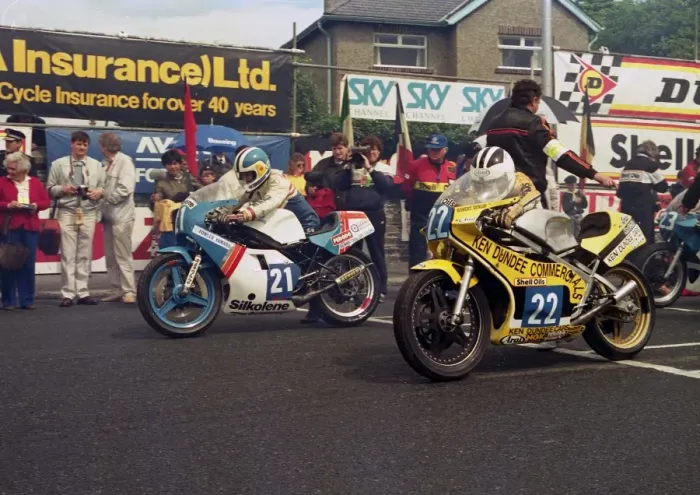 Framed Print : Gary Radcliffe (Yamaha) and Michael Dunlop (Yamaha) 1992 Junior TT Framed Print : Gary Radcliffe (Yamaha) and Michael Dunlop (Yamaha) 1992 Junior TT