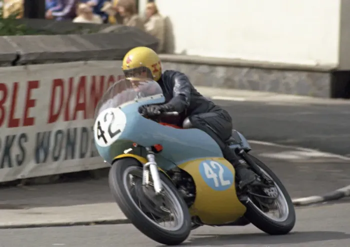Framed Print : Gary Thomas (Aermacchi) 1974 Junior Manx Grand Prix Framed Print : Gary Thomas (Aermacchi) 1974 Junior Manx Grand Prix