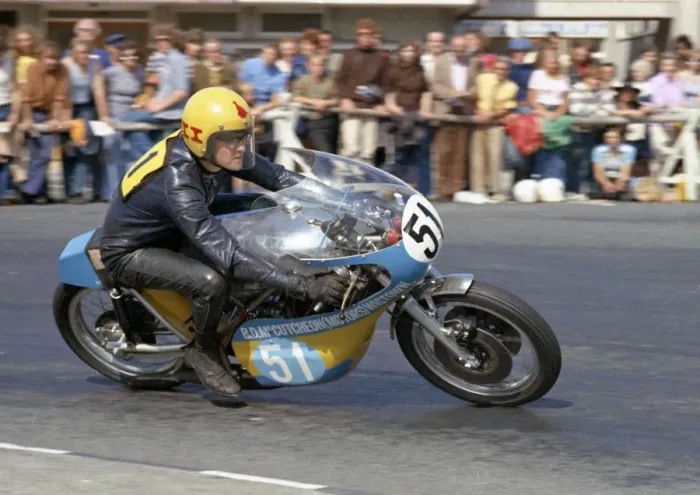 Framed Print : Gary Thomas (Aermacchi) 1975 Junior Manx Grand Prix Framed Print : Gary Thomas (Aermacchi) 1975 Junior Manx Grand Prix