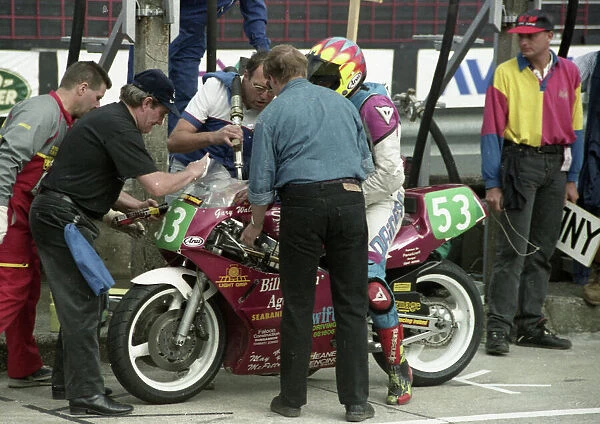 Gary Walker (Yamaha) 1994 Newcomers Manx Grand Prix