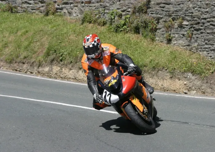 Framed Print : Gavin Bell (Kawasaki) 2006 Superbike TT Framed Print : Gavin Bell (Kawasaki) 2006 Superbike TT
