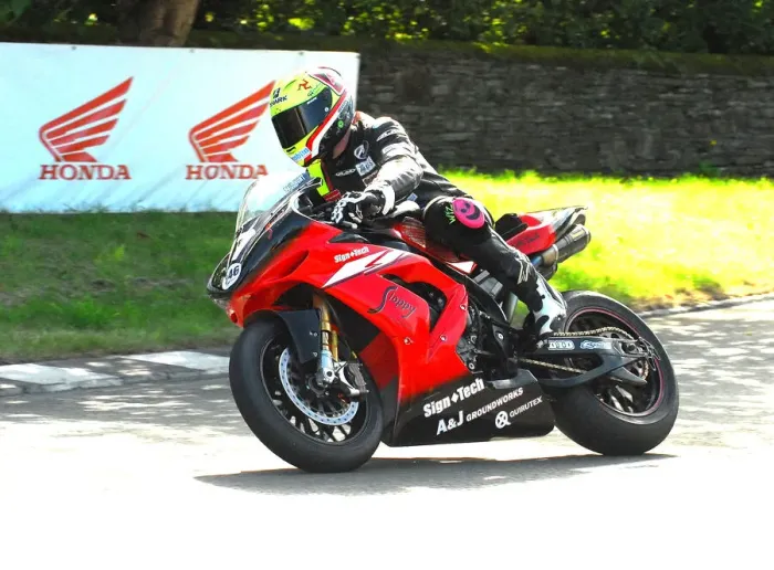 Framed Print : Gavin Hunt (Yamaha) 2016 TT Parade Lap Framed Print : Gavin Hunt (Yamaha) 2016 TT Parade Lap