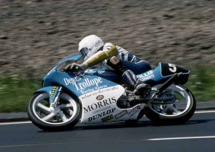 Framed Print : Gavin Lee (Yamaha) 1997 Ultra Lightweight TT Framed Print : Gavin Lee (Yamaha) 1997 Ultra Lightweight TT