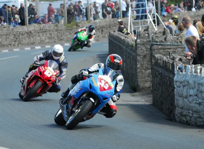 Framed Print : Gavin Lupton (Honda) 2016 Southern 100 Framed Print : Gavin Lupton (Honda) 2016 Southern 100
