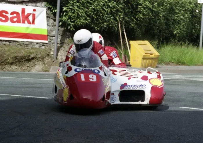Framed Print : Gavin Porteous & Scott Butler (Kawasaki) 1993 Sidecar TT Framed Print : Gavin Porteous & Scott Butler (Kawasaki) 1993 Sidecar TT