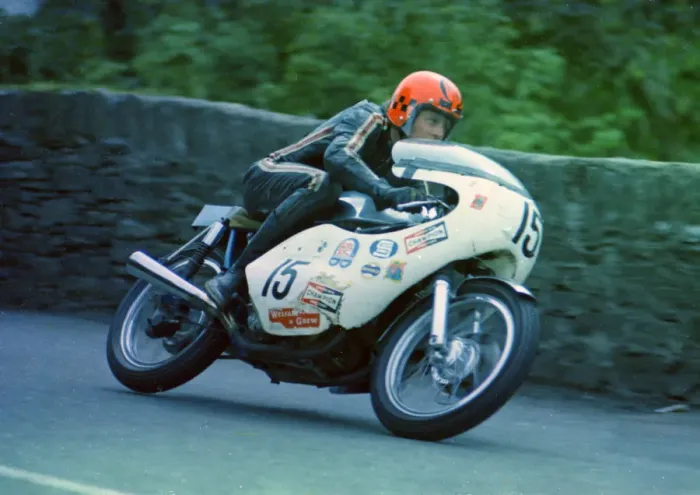 Framed Print : Geoff Barry (Oakley Dunstall) 1972 Formula 750 TT Framed Print : Geoff Barry (Oakley Dunstall) 1972 Formula 750 TT