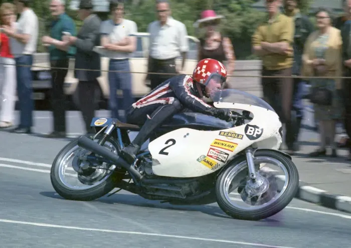 Framed Print : Geoff Barry (Oakley Seeley) 1973 Formula 750 TT Framed Print : Geoff Barry (Oakley Seeley) 1973 Formula 750 TT