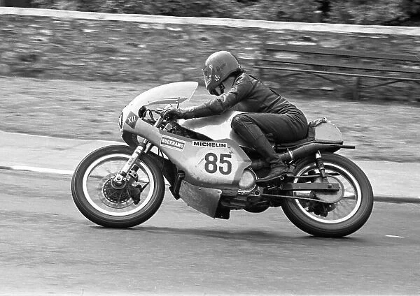 Geoff Barstard Crescent 1975 Senior Manx Grand Prix