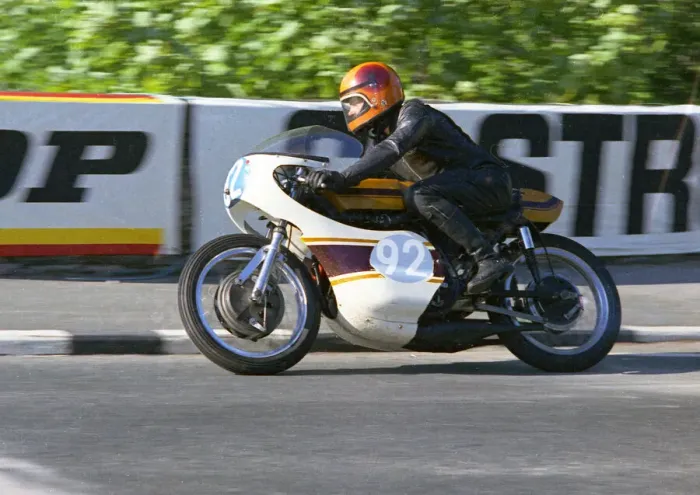 Framed Print : Geoff Carr (Yamaha) 1973 Junior TT Framed Print : Geoff Carr (Yamaha) 1973 Junior TT