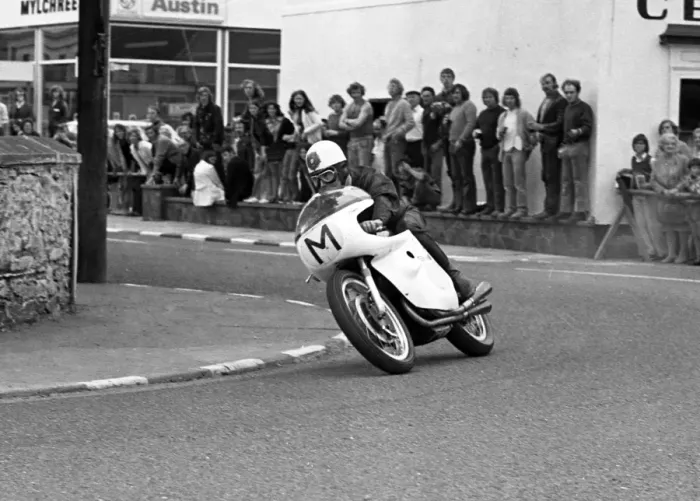 Framed Print : Geoff Duke (Gilera) 1973 Manx Grand Prix Framed Print : Geoff Duke (Gilera) 1973 Manx Grand Prix