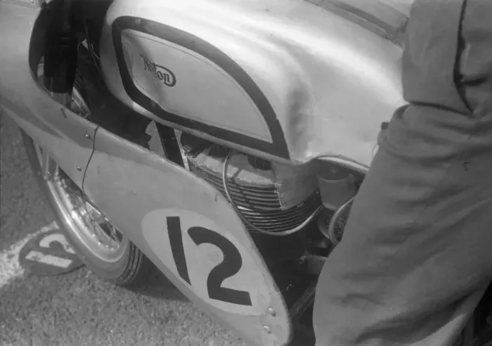 Framed Print : Geoff Dukes Norton 1959 Senior Ulster Grand Prix