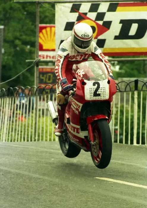 Framed Print : Geoff Johnson (Loctite Yamaha) 1987 Formula One TT Framed Print : Geoff Johnson (Loctite Yamaha) 1987 Formula One TT