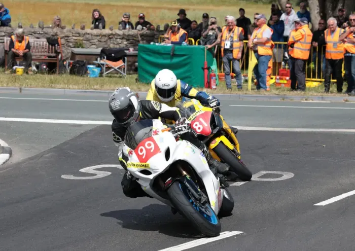 Framed Print : Geoff Lunn (Suzuki) 2022 Southern 100 Framed Print : Geoff Lunn (Suzuki) 2022 Southern 100