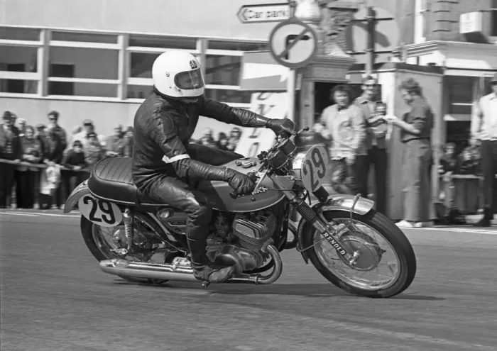 Framed Print : Geoff Pitcher (Suzuki) 1975 Production TT