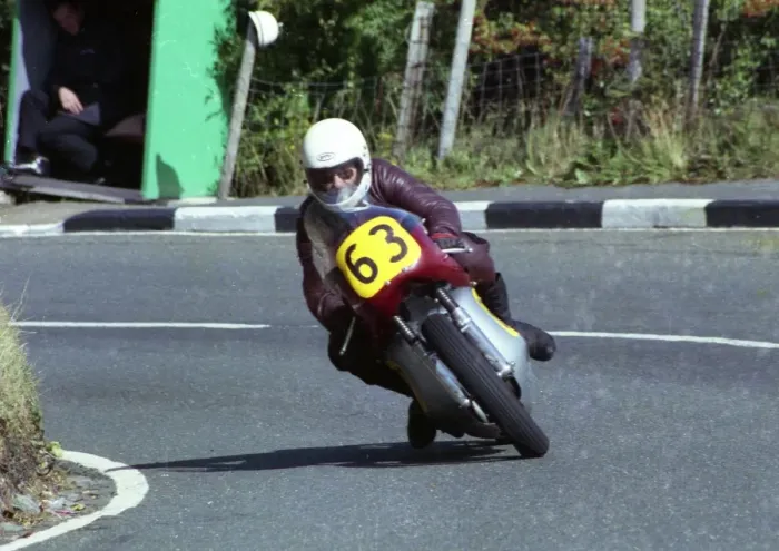 Framed Print : Geoff Sawyer (Matchless) 1990 Senior Classic Manx Grand Prix Framed Print : Geoff Sawyer (Matchless) 1990 Senior Classic Manx Grand Prix