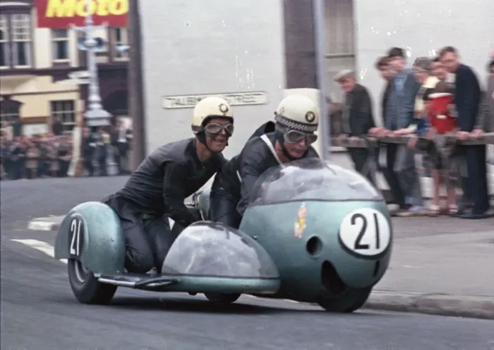 Framed Print : George Auerbacher & Eduard Dein (BMW) 1966 Sidecar TT Framed Print : George Auerbacher & Eduard Dein (BMW) 1966 Sidecar TT