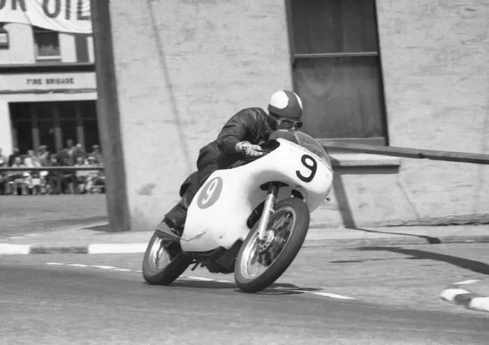 Framed Print : George Catlin (AJS) 1960 Junior TT Framed Print : George Catlin (AJS) 1960 Junior TT