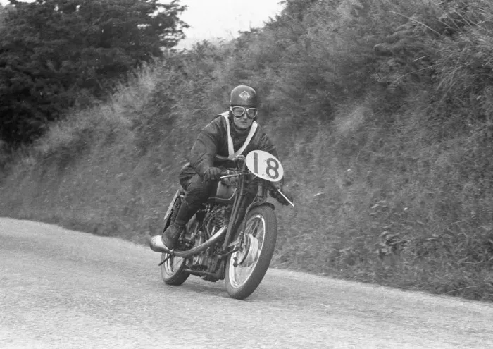 Framed Print : George Longman (Velocette) 1955 Senior Manx Grand Prix Framed Print : George Longman (Velocette) 1955 Senior Manx Grand Prix