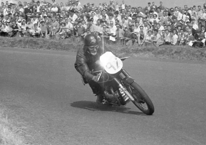 Framed Print : George Murphy (Matchless) 1955 Senior Ulster Grand Prix Framed Print : George Murphy (Matchless) 1955 Senior Ulster Grand Prix