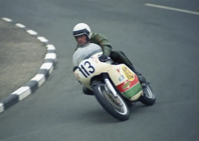 Framed Print : George Cant (Norton) 1974 Senior Manx Grand Prix Framed Print : George Cant (Norton) 1974 Senior Manx Grand Prix