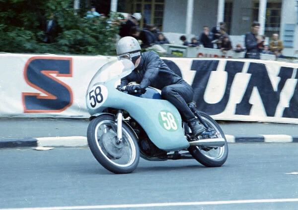 George Plenderleith (Honda) 1965 Lightweight TT
