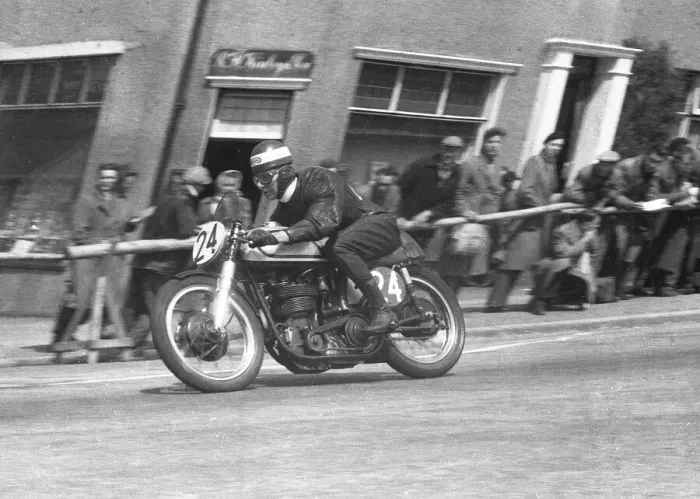 Framed Print : George Salt (Norton) 1956 Senior TT Framed Print : George Salt (Norton) 1956 Senior TT