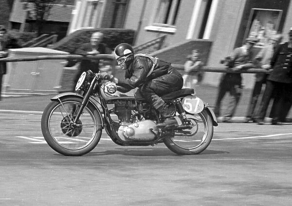 Gerald Brown (BSA) 1953 Junior Clubman TT