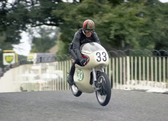 Framed Print : Gerald Lewis (Greeves) 1968 Lightweight Manx Grand Prix Framed Print : Gerald Lewis (Greeves) 1968 Lightweight Manx Grand Prix